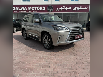 Lexus  LX  570  2017  Automatic  260,000 Km  8 Cylinder  Four Wheel Drive (4WD)  SUV  Sonic Titanium