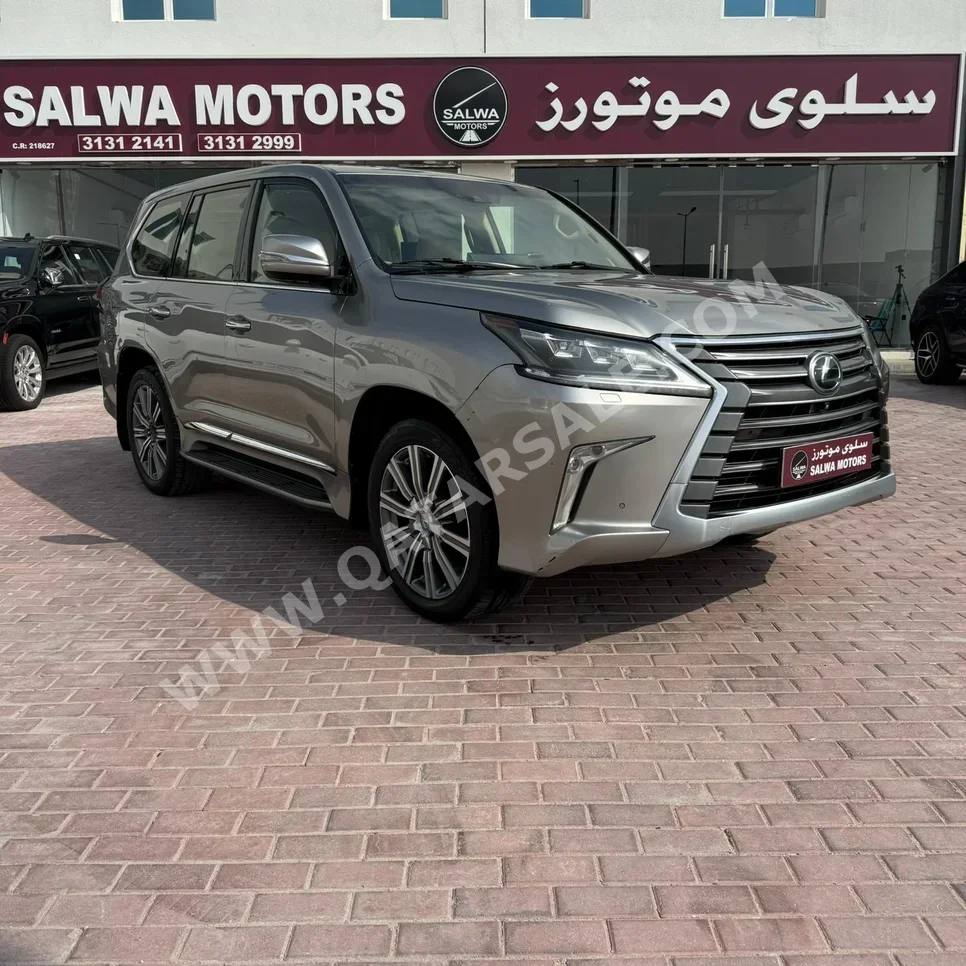 لكزس ال اكس 570 2017 اوتوماتيك 260,000 كم 8 سلندر دفع رباعي اس يو في سونيك تايتينيم