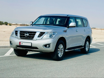 Nissan  Patrol  SE  2016  Automatic  33,000 Km  8 Cylinder  Four Wheel Drive (4WD)  SUV  Gray