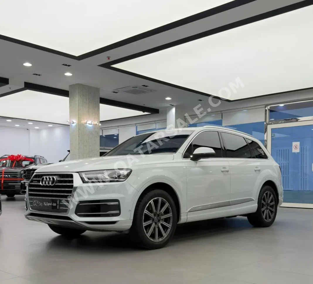 اودي كيو 7 40 تي اف اس اي 2017 اوتوماتيك 49,000 كم 6 سلندر دفع رباعي اس يو في أبيض