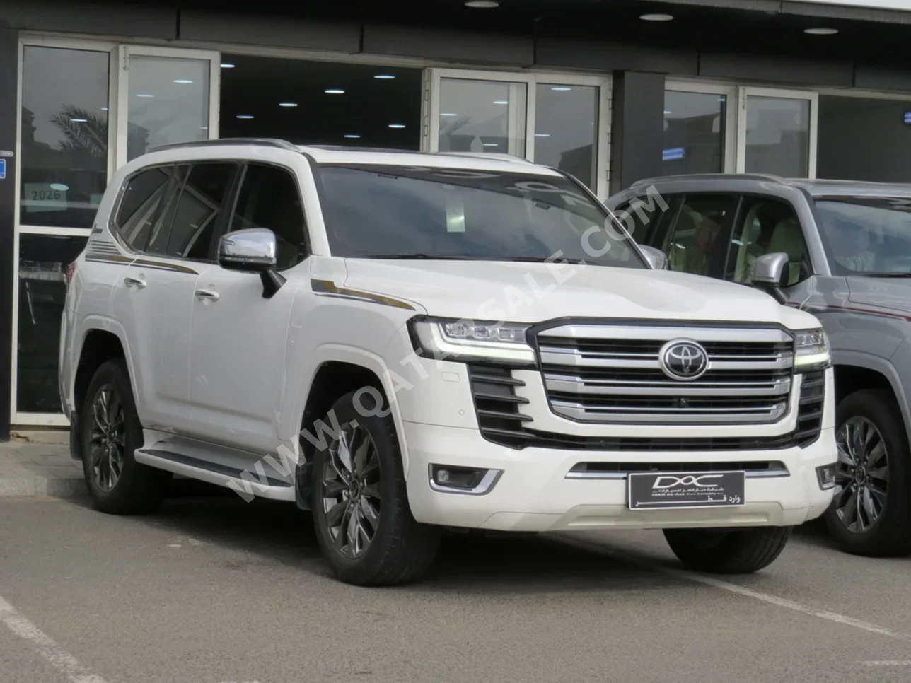 تويوتا لاند كروزر في اكس ار توين توربو 2022 اوتوماتيك 29,000 كم 6 سلندر دفع رباعي اس يو في أبيض