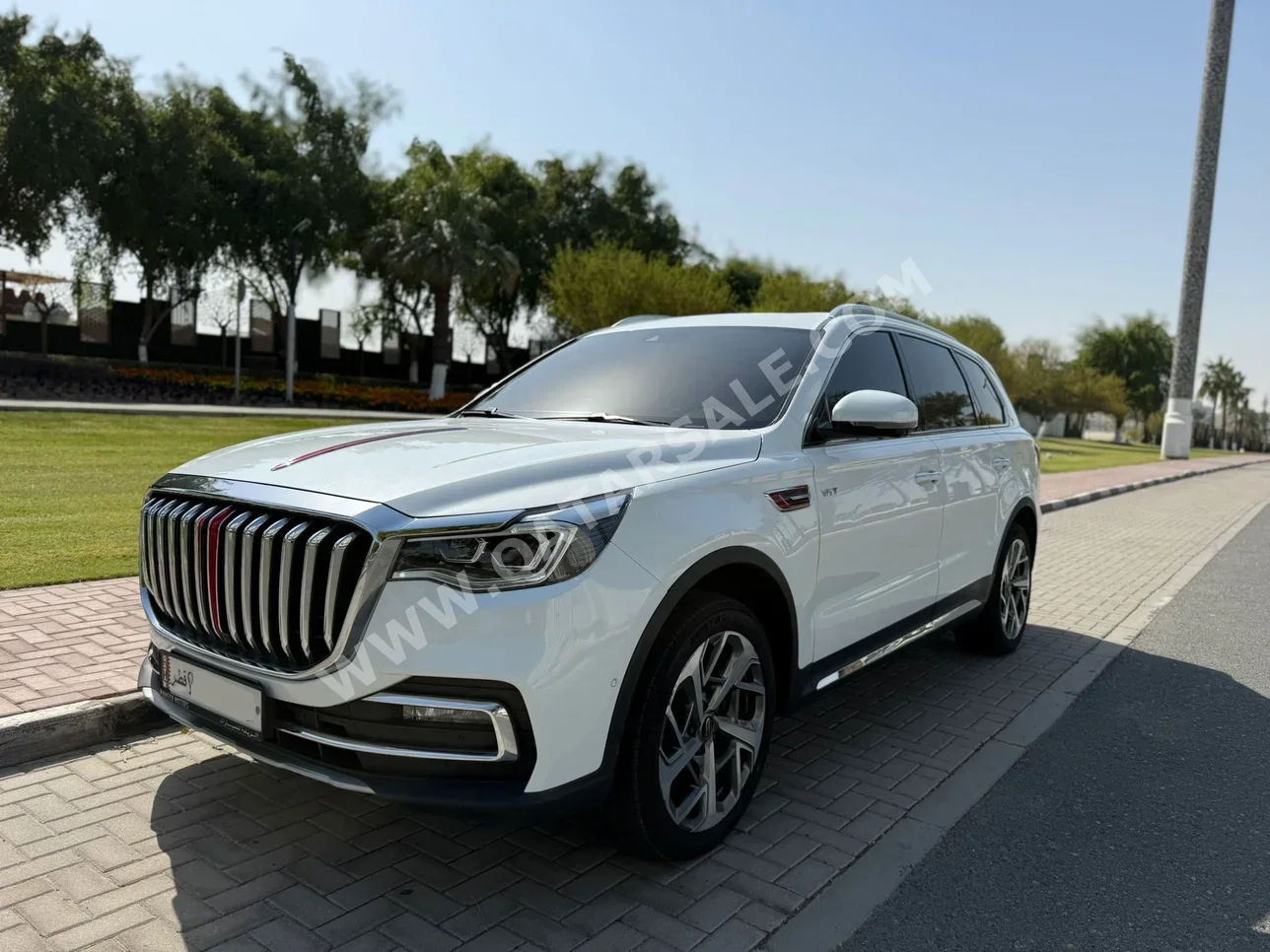 هونغ تشي اتش اس 7 اي دي 50 2022 اوتوماتيك 23,000 كم 6 سلندر دفع رباعي اس يو في أبيض تحت الضمان