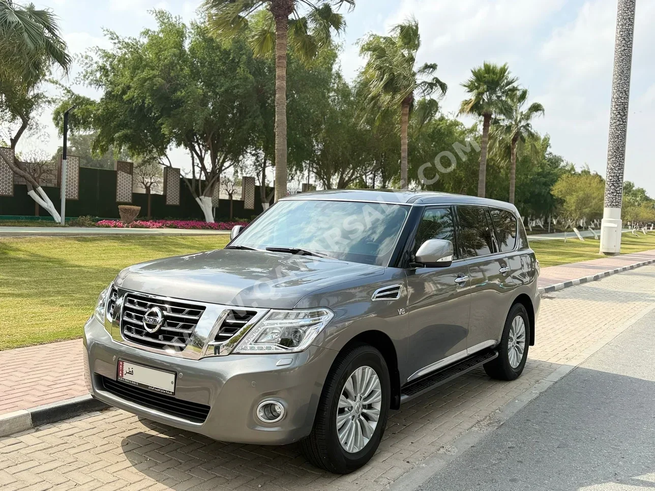 نيسان  باترول  تيتانيوم  2019  اوتوماتيك  115,000 كم  8 سلندر  دفع رباعي  اس يو في  رمادي