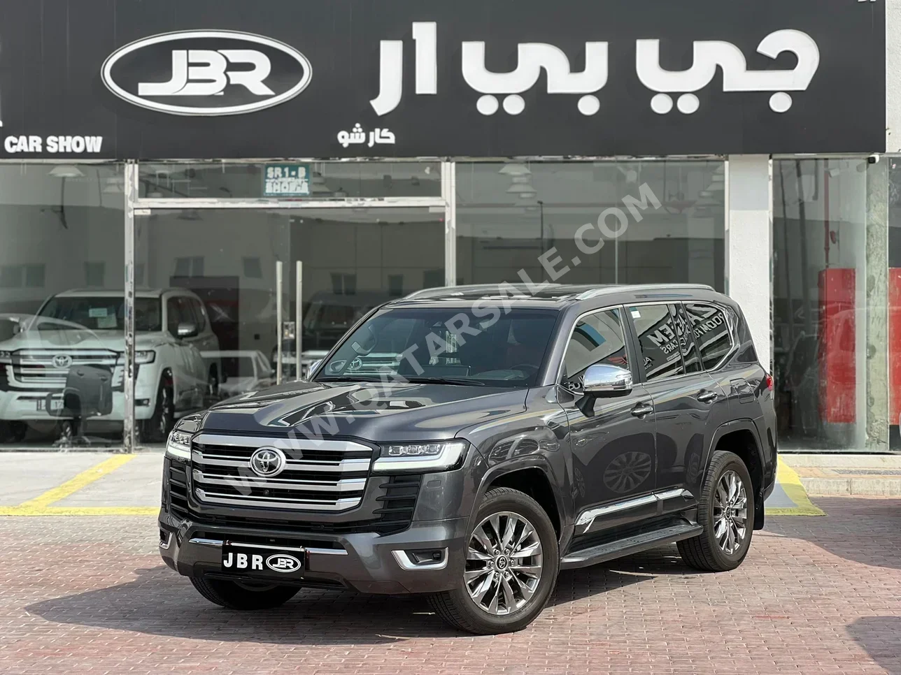 تويوتا  لاند كروزر  في اكس ار توين توربو  2023  اوتوماتيك  100,000 كم  6 سلندر  دفع رباعي  اس يو في  رمادي
