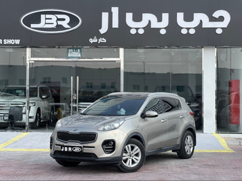 Kia  Sportage  2017  Automatic  169,000 Km  4 Cylinder  Rear Wheel Drive (RWD)  SUV  Gold