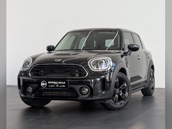 Mini  Cooper  CountryMan  2023  Automatic  33,425 Km  4 Cylinder  Rear Wheel Drive (RWD)  Hatchback  Black  With Warranty
