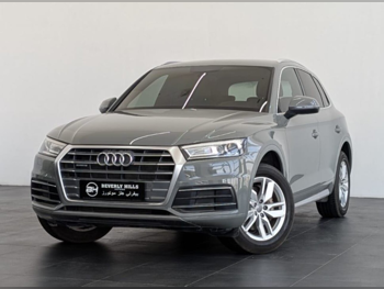 Audi  Q5  40 TFSI Quattro  2019  Automatic  64,500 Km  4 Cylinder  All Wheel Drive (AWD)  SUV  Gray Nardo