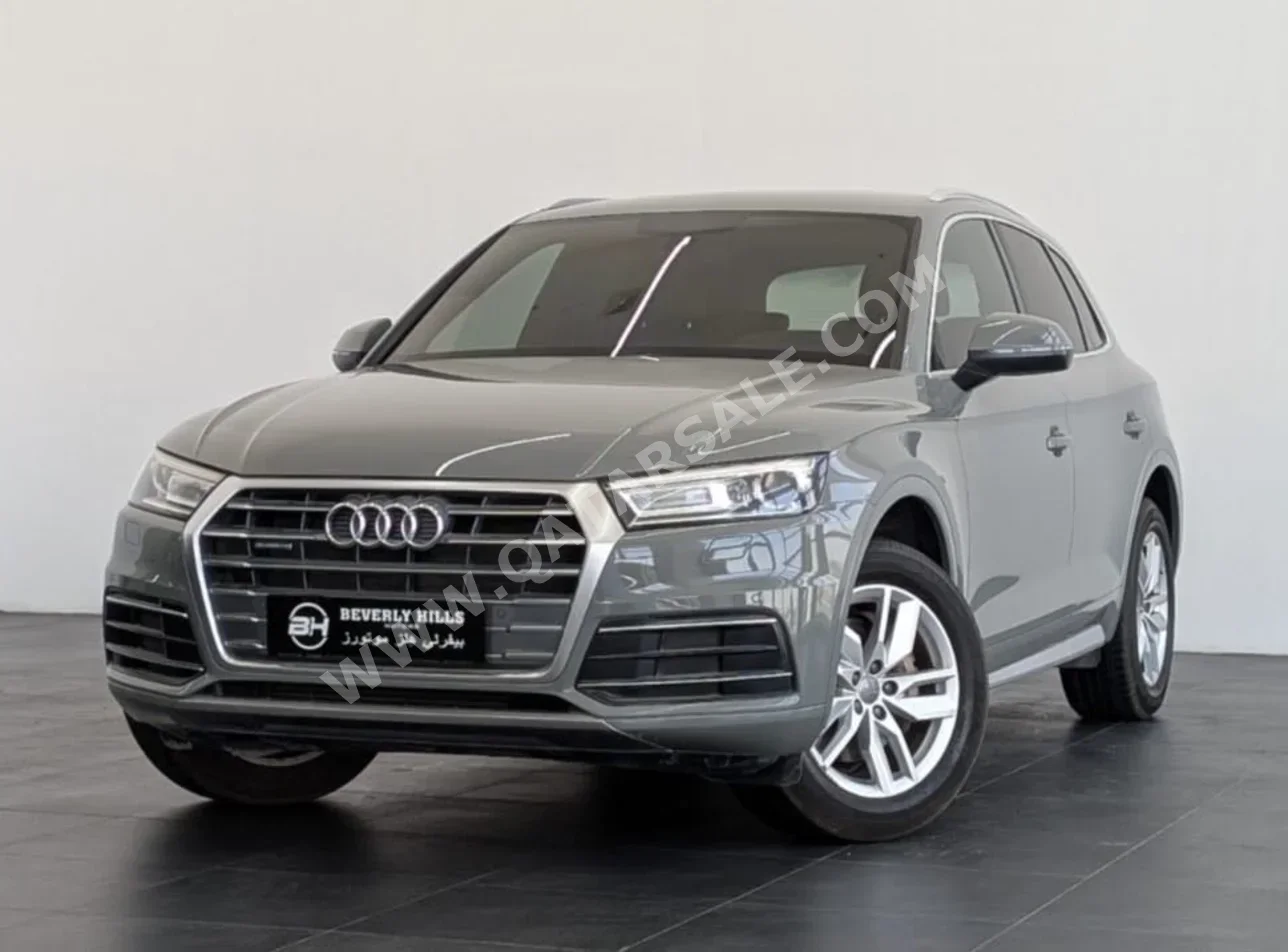 Audi Q5 40 TFSI Quattro 2019 Automatic 64,500 Km 4 Cylinder All Wheel Drive (AWD) SUV Gray Nardo