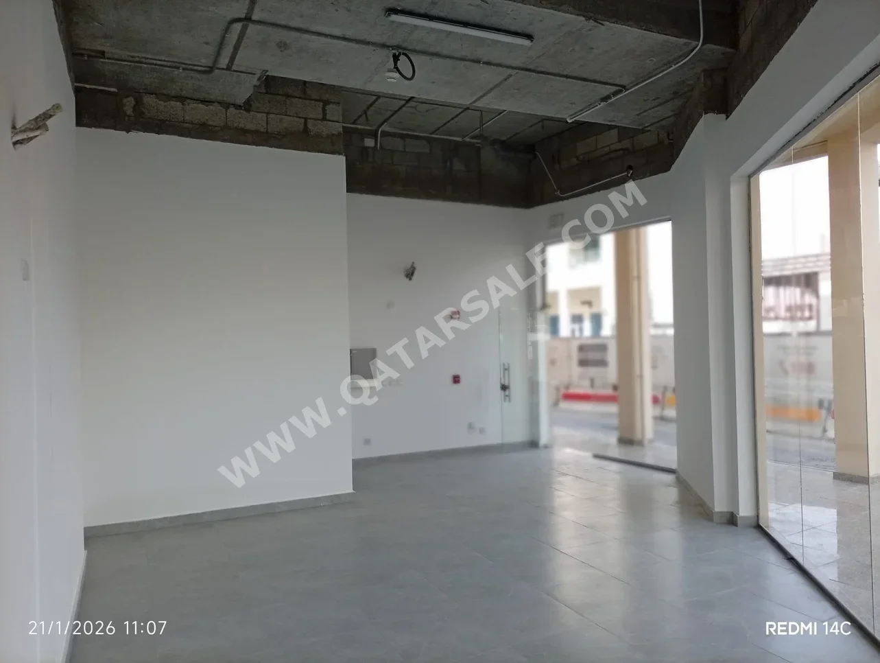 محلات تجارية - غير مفروشة  - الريان  للايجار  - الوعب