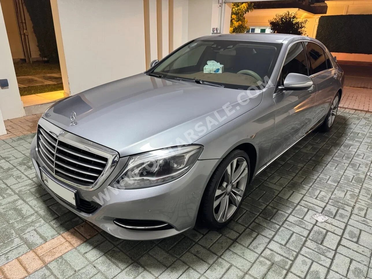 مرسيدس - بنز اس - كلاس 400 2014 اوتوماتيك 94,000 كم 6 سلندر دفع خلفي سيدان فضي