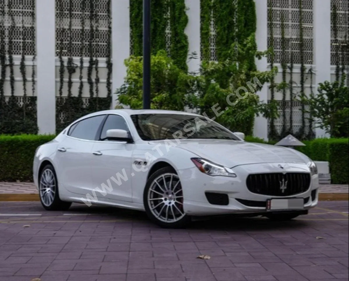 مزاراتي كواتروبورتي جي تي اس 2016 اوتوماتيك 95,000 كم 8 سلندر دفع خلفي سيدان أبيض