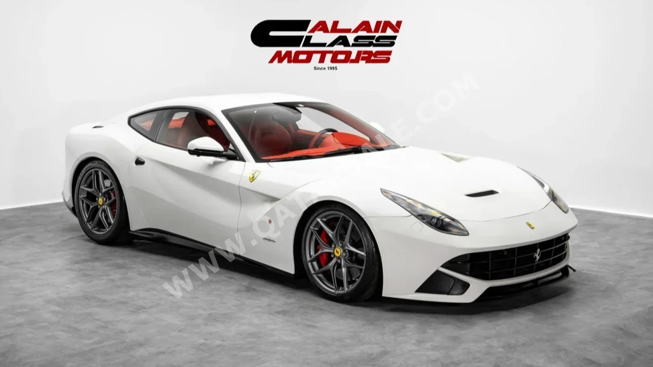فيراري اف 12 بيرلنتا 2016 اوتوماتيك 8,061 كم 12 سلندر دفع خلفي كوبيه \ سبورت أبيض