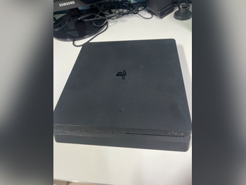 اجهزة العاب الفديو - سوني - بلاي ستيشن 4 برو - 500 جيجابايت -تشمل أجهز تحكم: 3