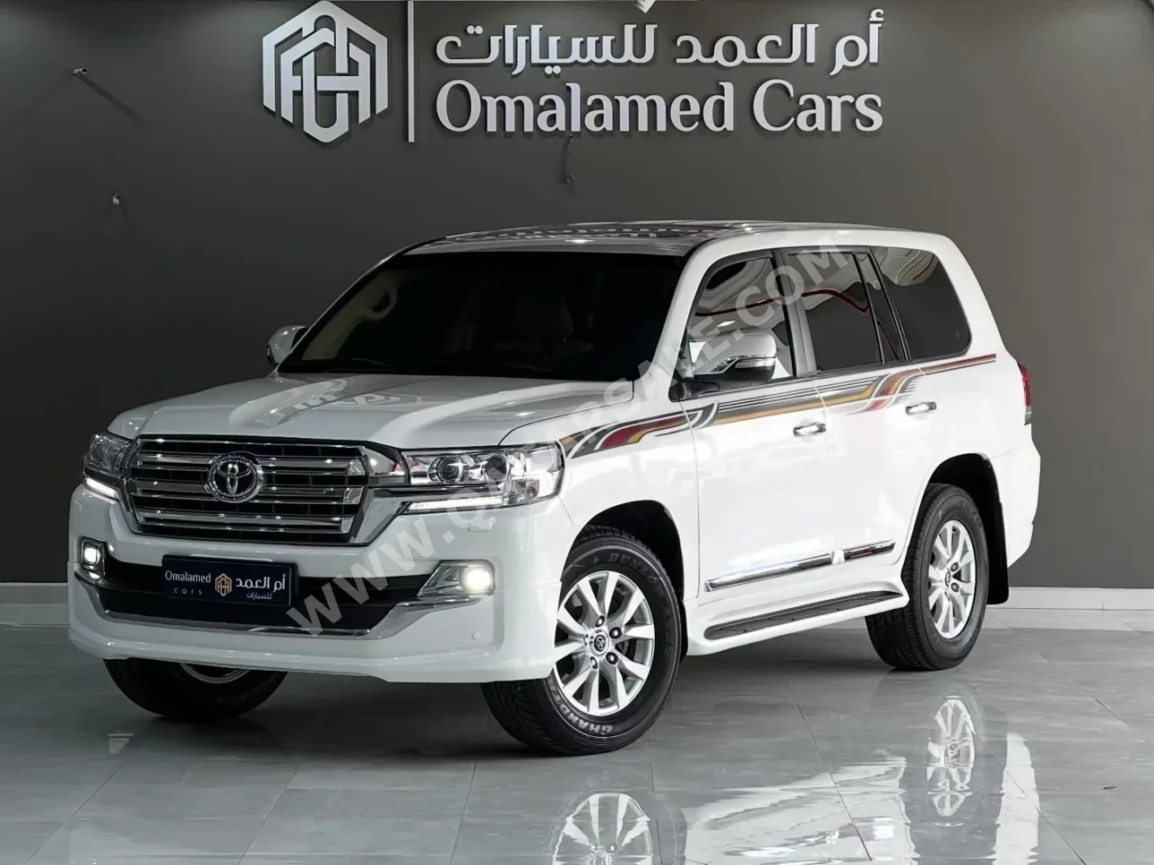 تويوتا  لاند كروزر  جي اكس ار  2016  اوتوماتيك  166,000 كم  8 سلندر  دفع كلي مستمر  اس يو في  أبيض