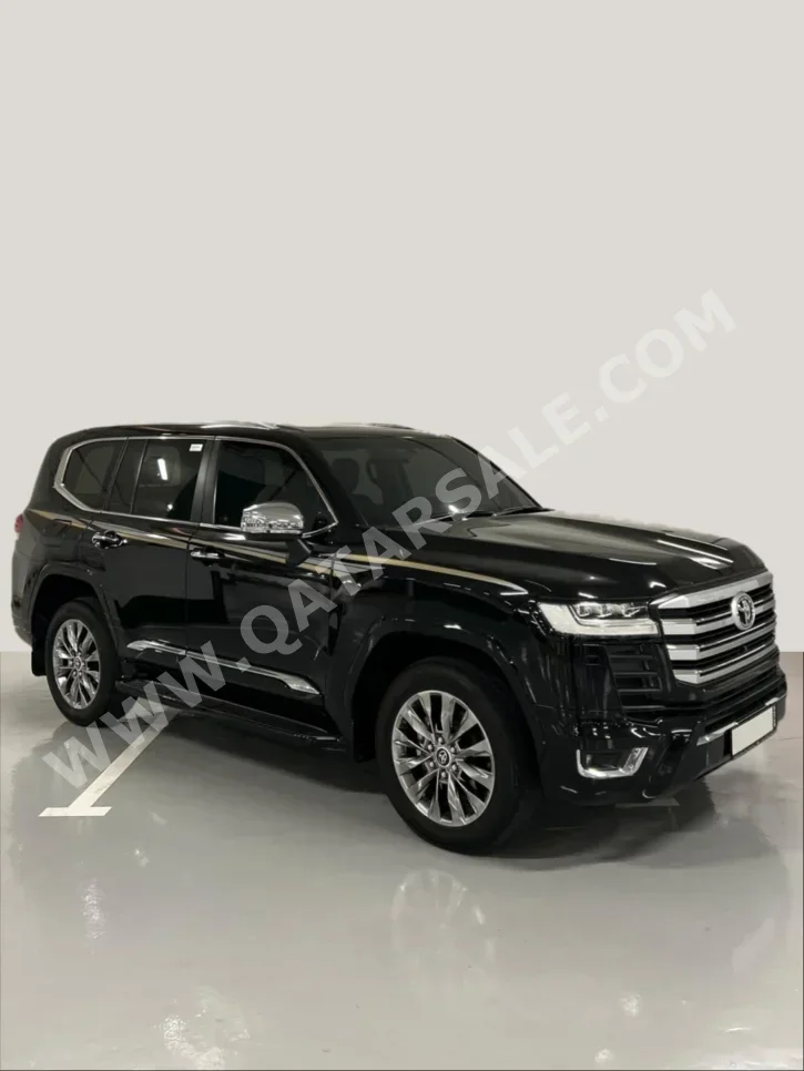 تويوتا  لاند كروزر  في اكس توين توربو  2023  اوتوماتيك  97,000 كم  6 سلندر  دفع رباعي  اس يو في  أسود  تحت الضمان