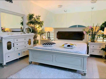 Bedroom Sets - Home Center  - King Bed, Mattress, Bench with 2 Bedside Tables and Table Lamps