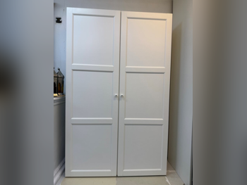 خزائن ودواليب الملابس والزينة - ايكيا - خزائن - أبيض