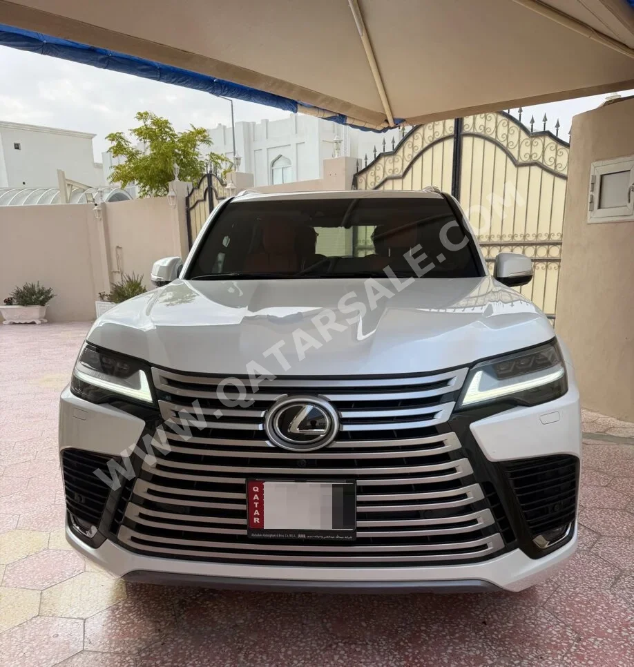 Lexus  LX  600 VIP  2023  Automatic  50,000 Km  6 Cylinder  Four Wheel Drive (4WD)  SUV  Pearl  With Warranty