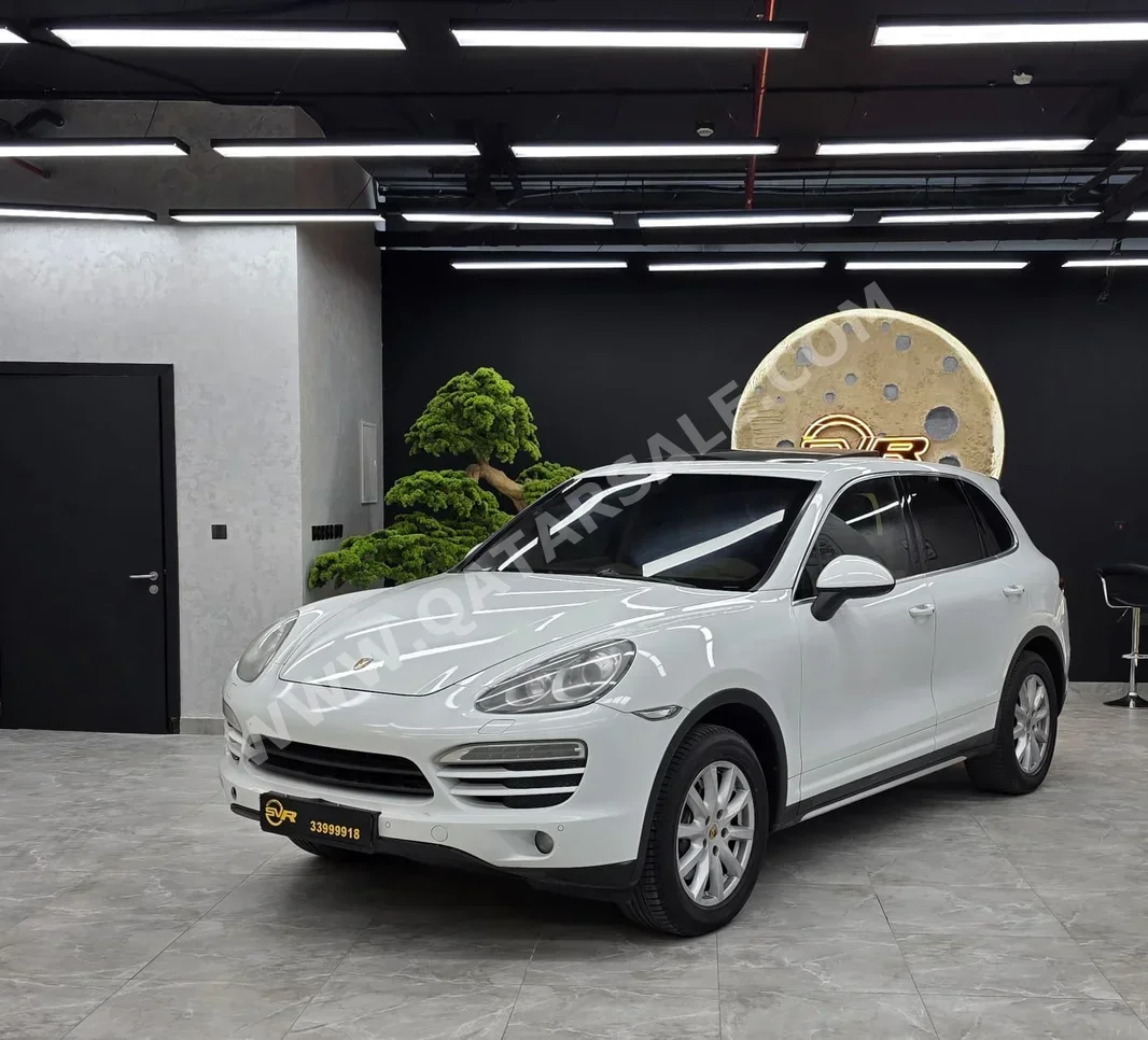 Porsche  Cayenne  2013  Automatic  240,000 Km  6 Cylinder  Four Wheel Drive (4WD)  SUV  White