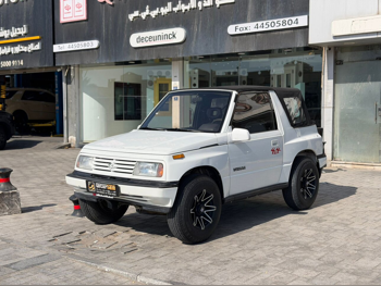سوزوكي  فيتارا  1991  عادي  21,000 كم  4 سلندر  دفع رباعي  اس يو في  أبيض