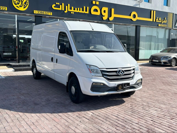 Maxus  V80  2019  Manual  225,000 Km  4 Cylinder  Front Wheel Drive (FWD)  Van / Bus  White
