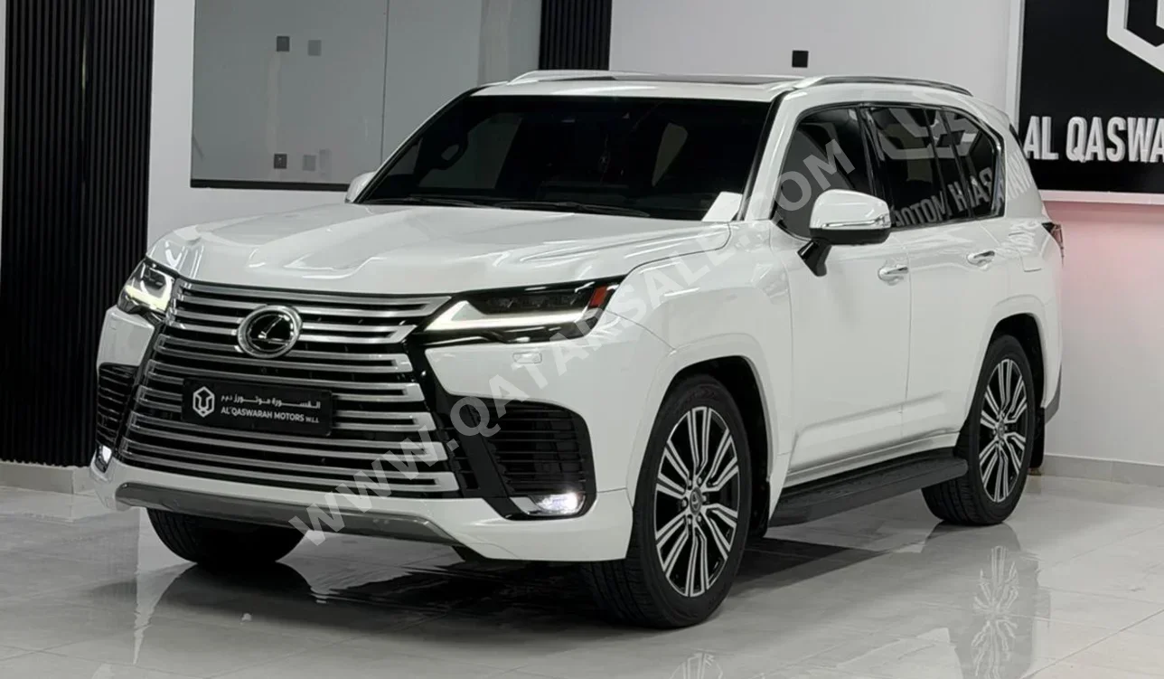 Lexus  LX  600 Luxury  2024  Automatic  25,000 Km  8 Cylinder  Four Wheel Drive (4WD)  SUV  White  With Warranty