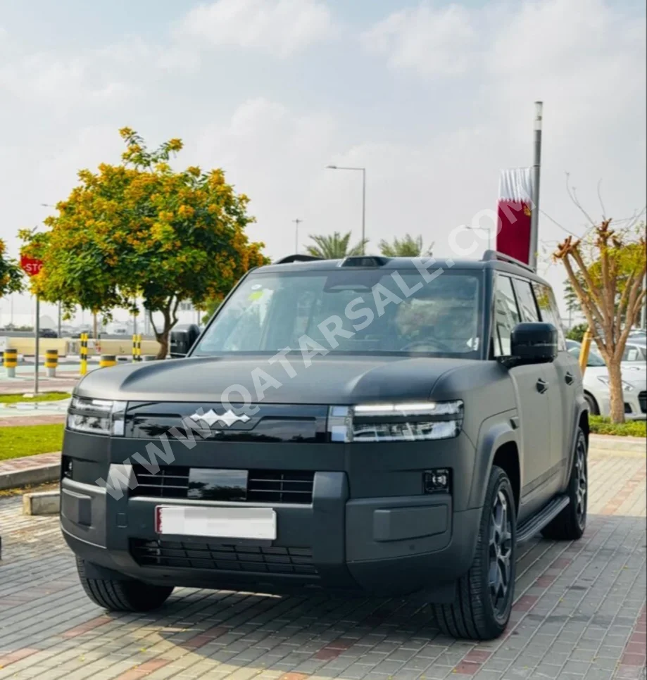 BYD Leopard 7 Ultra 2026 Automatic 0 Km 4 Cylinder Four Wheel Drive (4WD) SUV Black Matte With Warranty