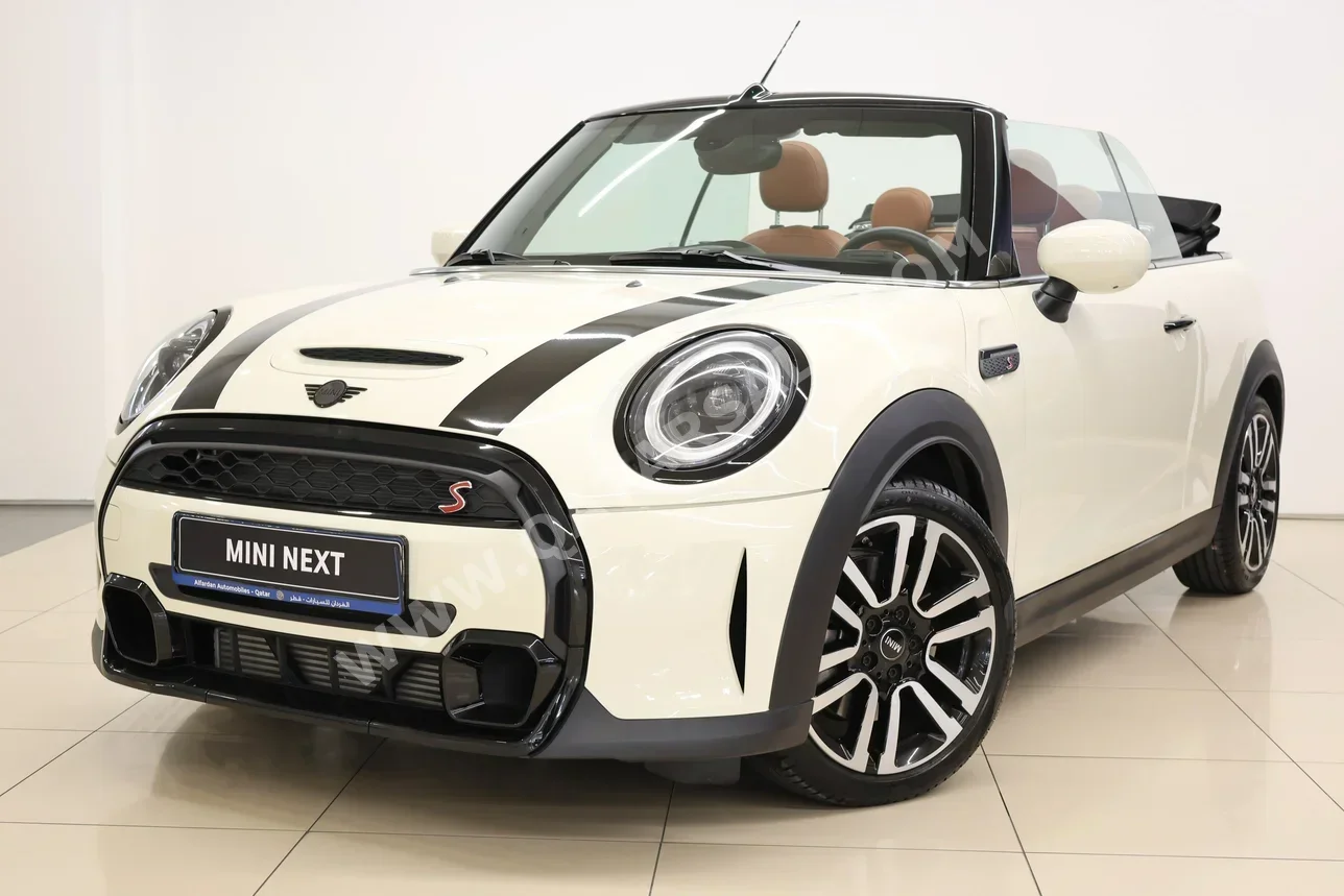 Mini  Cooper  S  2022  Automatic  40,000 Km  4 Cylinder  Front Wheel Drive (FWD)  Hatchback  White  With Warranty
