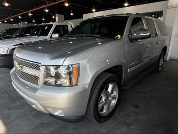 Chevrolet  Suburban  LTZ  2010  Automatic  62,000 Km  8 Cylinder  Four Wheel Drive (4WD)  SUV  Gold