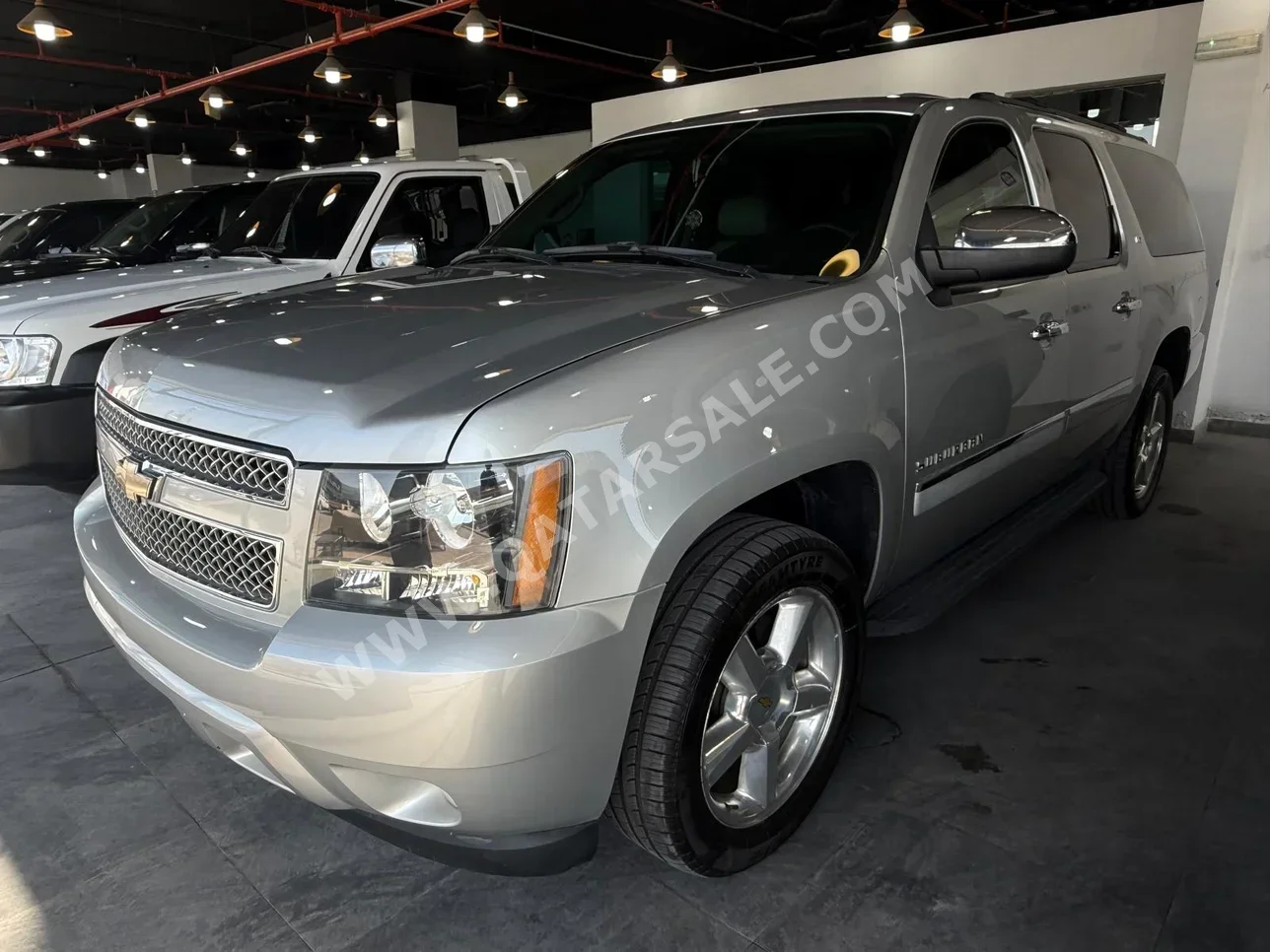 Chevrolet  Suburban  LTZ  2010  Automatic  62,000 Km  8 Cylinder  Four Wheel Drive (4WD)  SUV  Gold