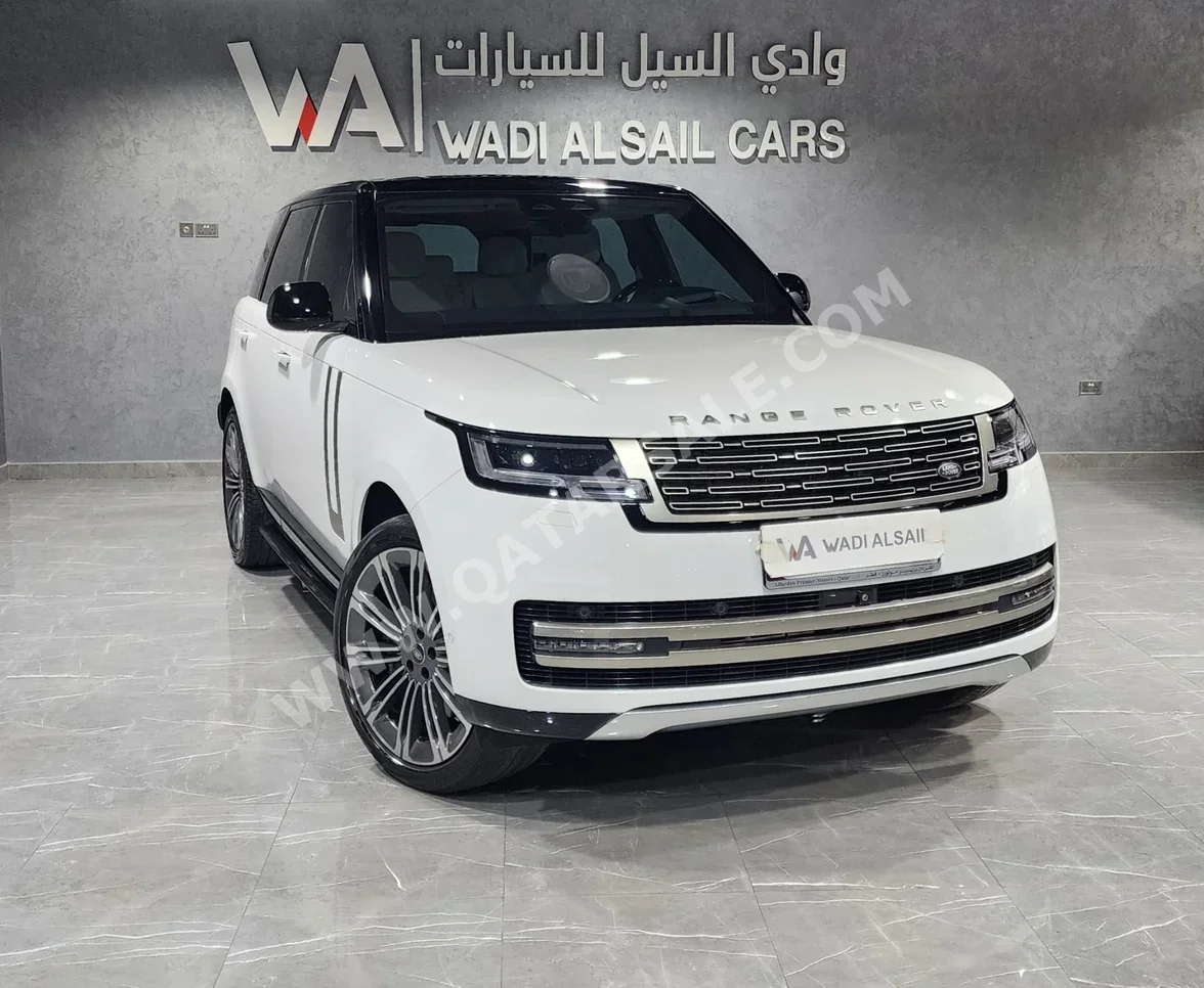 Land Rover  Range Rover  Vogue HSE  2023  Automatic  48,500 Km  8 Cylinder  Four Wheel Drive (4WD)  SUV  White  With Warranty