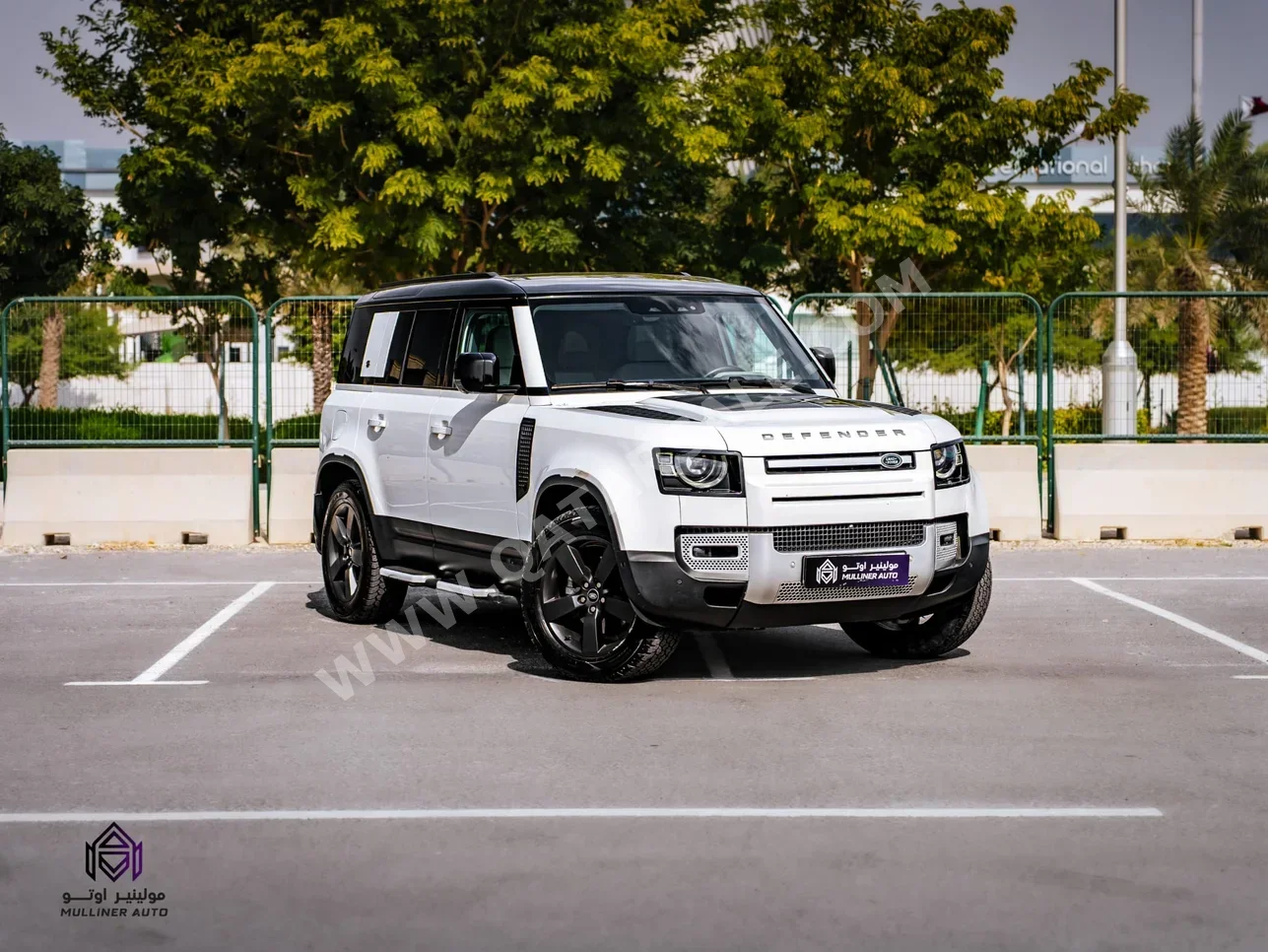 Land Rover  Defender  110 SE  2023  Automatic  80,000 Km  4 Cylinder  Four Wheel Drive (4WD)  SUV  White