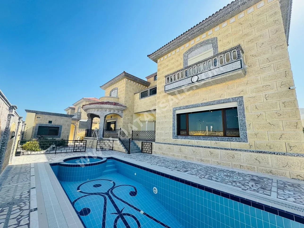 Family Residential  - Semi Furnished  - Lusail  - 6 Bedrooms