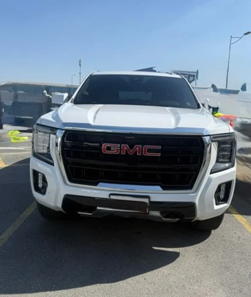GMC  Yukon Elevation  8 Cylinder  SUV 4x4  Black  2026