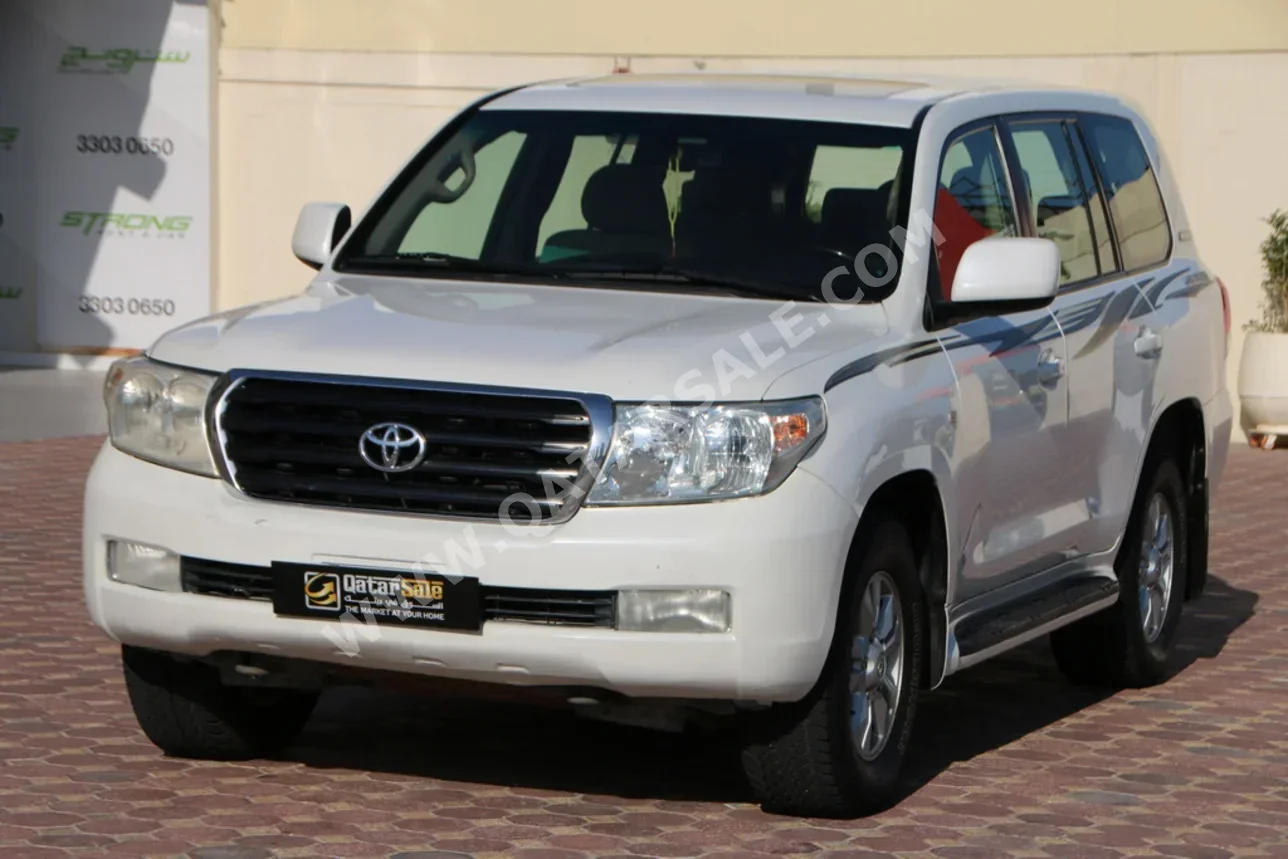 Toyota  Land Cruiser  GX  2011  Automatic  171,000 Km  6 Cylinder  Four Wheel Drive (4WD)  SUV  Pearl