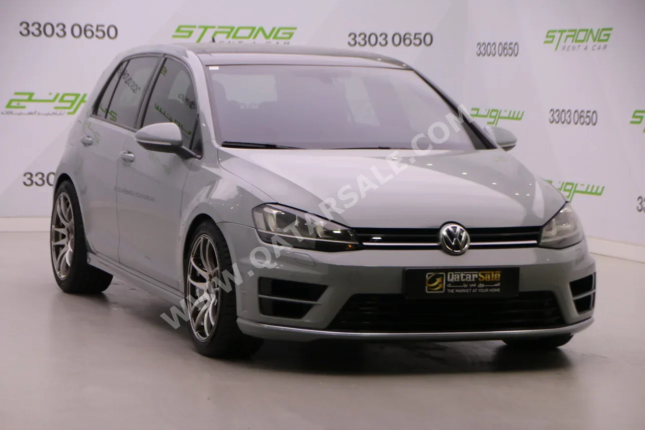 Volkswagen Golf R 2016 Automatic 88,770 Km 4 Cylinder Front Wheel Drive (FWD) Hatchback Gray