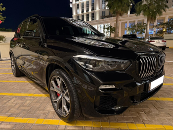 بي ام دبليو  الفئة - اكس  اكس 5  2022  اوتوماتيك  73,000 كم  6 سلندر  دفع رباعي  اس يو في  أسود