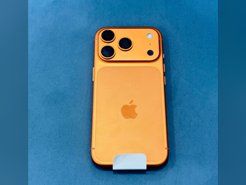 هواتف نقالة ابل  - ايفون 17  - برو  - برتقالي  - 256 جيجابايت  - تحت الضمان