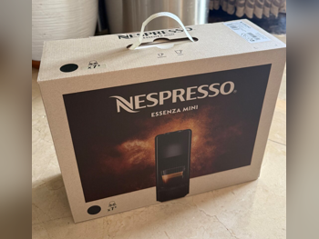 صانعات القهوة ماكينة صنع القهوة بكبسولة  - نسبرسو  - أسود  - 0.750 لتر