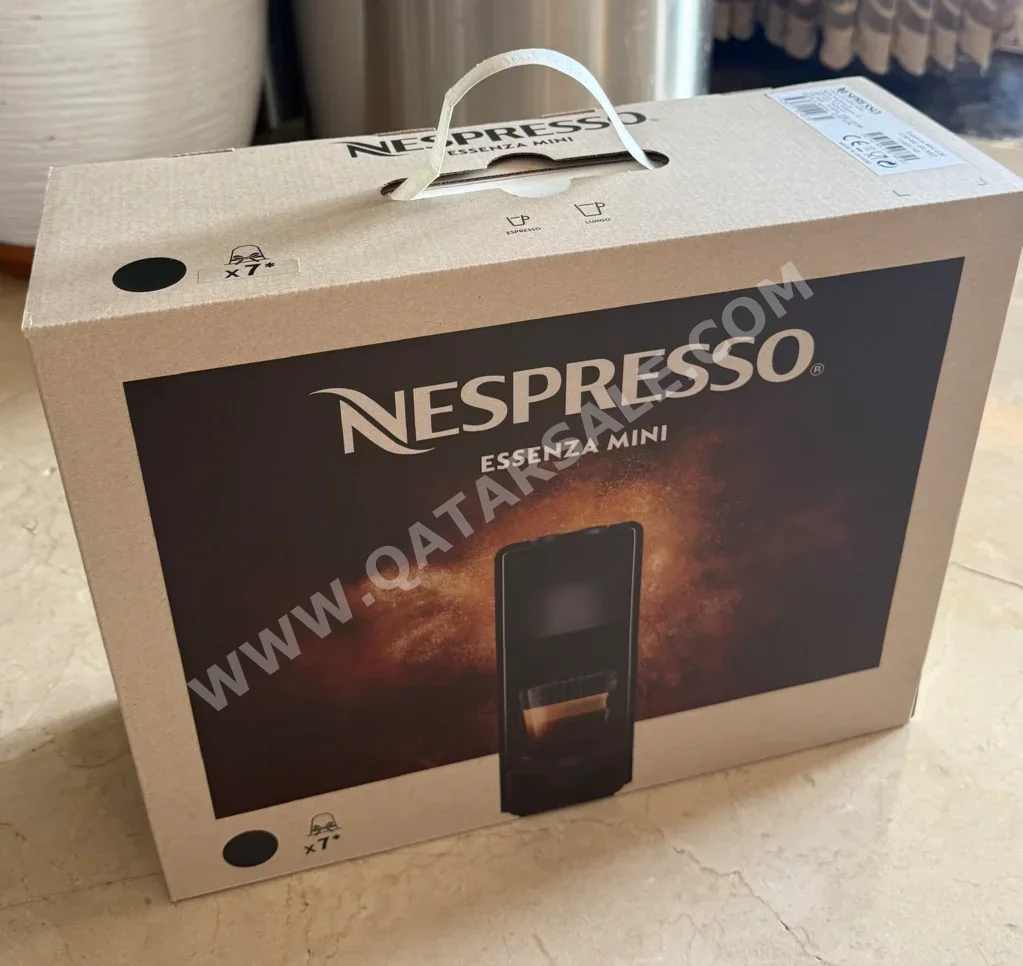 Coffee Makers Capsule Coffee Maker  - Nespresso  - Black  - 0.750 liter