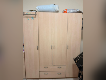 كابينات تخزين - خزائن  - بنى