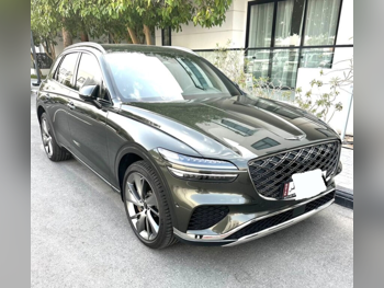 Genesis  GV 70  Royal Plus  2025  Automatic  4,680 Km  4 Cylinder  All Wheel Drive (AWD)  SUV  Olive Green  With Warranty
