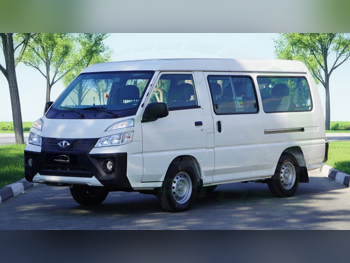 سي ام سي  CMC  2025  اوتوماتيك  0 كم  4 سلندر  دفع خلفي  فان \ باص  أبيض