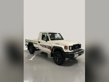 Toyota  Land Cruiser  LX  2025  Manual  0 Km  6 Cylinder  Four Wheel Drive (4WD)  Pick Up  White  With Warranty