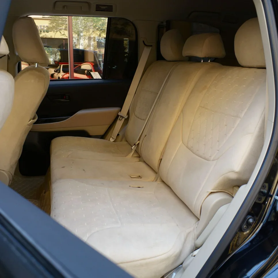 Toyota  Land Cruiser  GX  2024  Automatic  21,655 Km  6 Cylinder  Four Wheel Drive (4WD)  SUV  Black  With Warranty