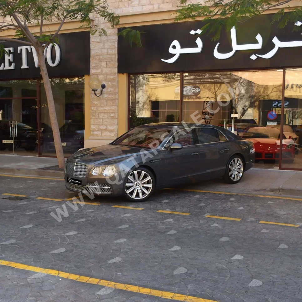 Bentley Continental Flying Spur 2014 Automatic 83,800 Km 12 Cylinder All Wheel Drive (AWD) Sedan Gray