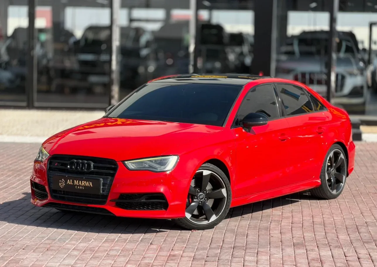 اودي أس 3 2016 اوتوماتيك 128,767 كم 4 سلندر دفع كلي مستمر سيدان أحمر