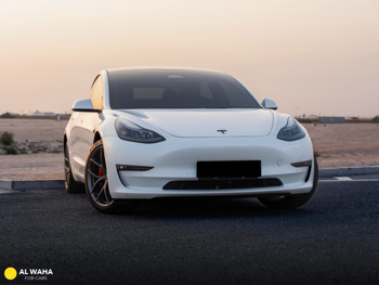 Tesla  Model 3  Performance  2022  Automatic  13,100 Km  0 Cylinder  All Wheel Drive (AWD)  Sedan  White