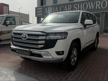 تويوتا  لاند كروزر  جي اكس ار  2026  اوتوماتيك  0 كم  6 سلندر  دفع رباعي  اس يو في  أبيض  تحت الضمان