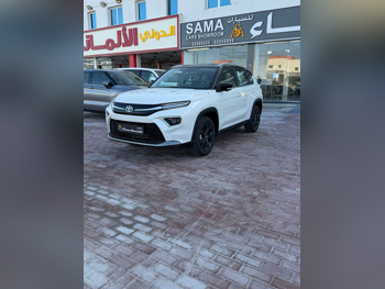 تويوتا  اوربان كروزر  2026  اوتوماتيك  0 كم  4 سلندر  دفع خلفي  اس يو في  أبيض  تحت الضمان